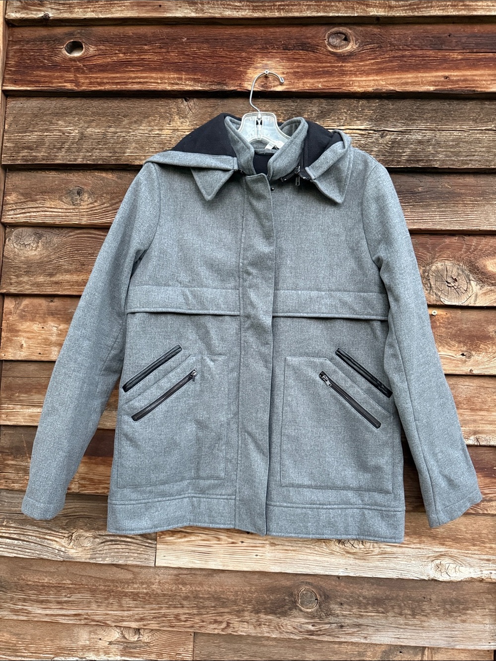 FABELTICS coat zip and button down hooded